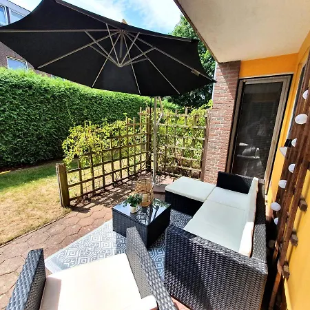 Apartman Gemuetliche Erdgeschoss-wohnung Mit Sonnenterrasse, 2x Smart Tv, Wlan Und Parkplatz Oldenburg